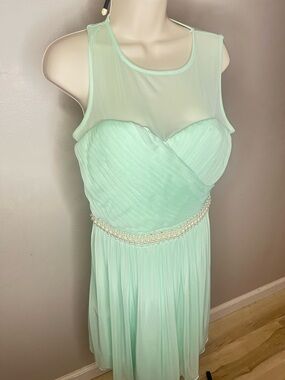 Speechless  , Sleeveless Mint Chiffon Party Dress with Pearl Waist.